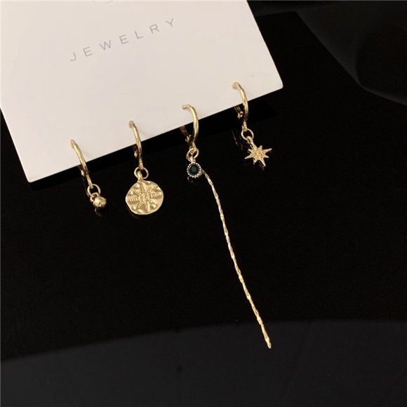 ❤️‍🔥𝕤𝕒𝕝𝕖❤️‍🔥 4 charm huggie earrings sets - Picture 11 of 13